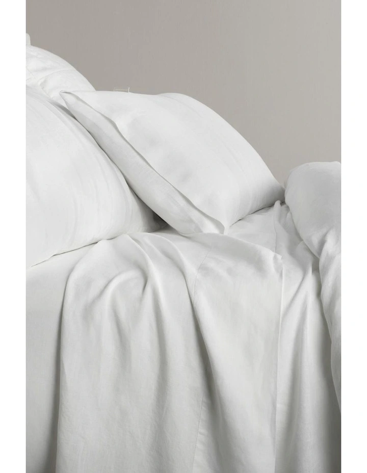 Abbotson Fitted Sheet In White