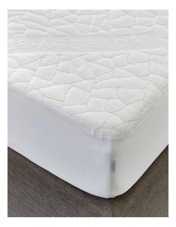 Glacier Cooling Waterproof Mattress Protector - Image 3