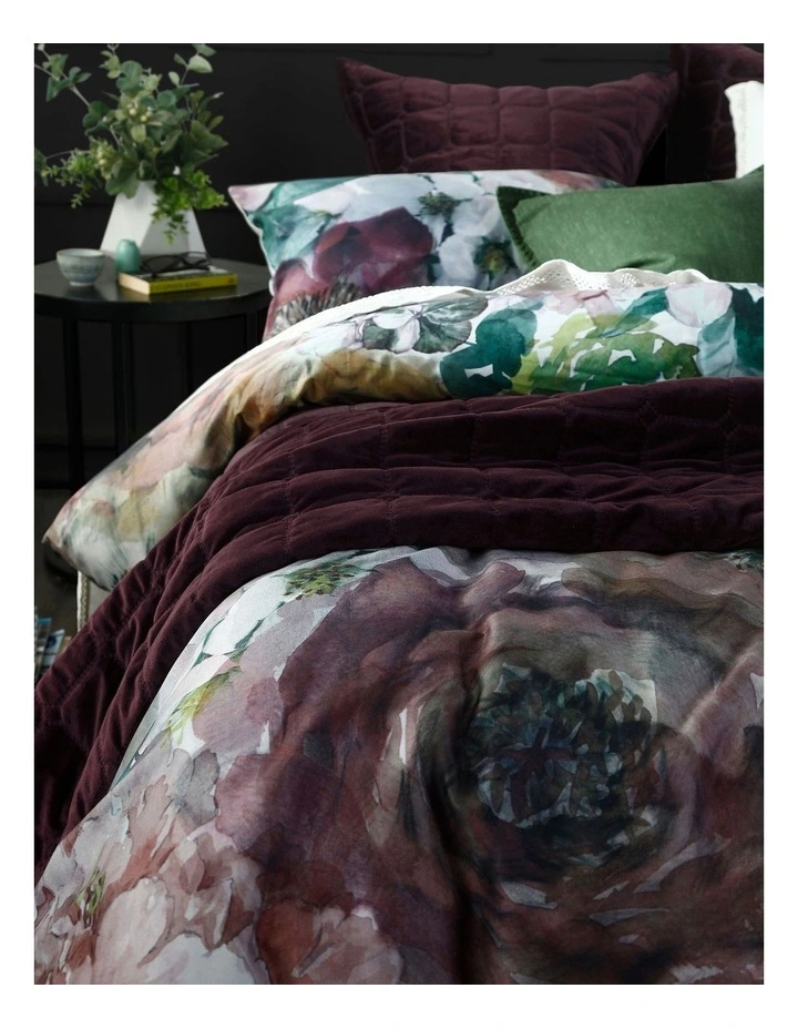 Aubrey Quilt Cover Set In Multi - Image 3