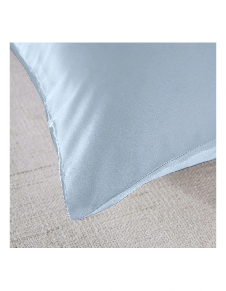 Mulberry Soft Silk Hypoallergenic Pillowcase Twin Pack 51x76cm In Light Blue - Image 5