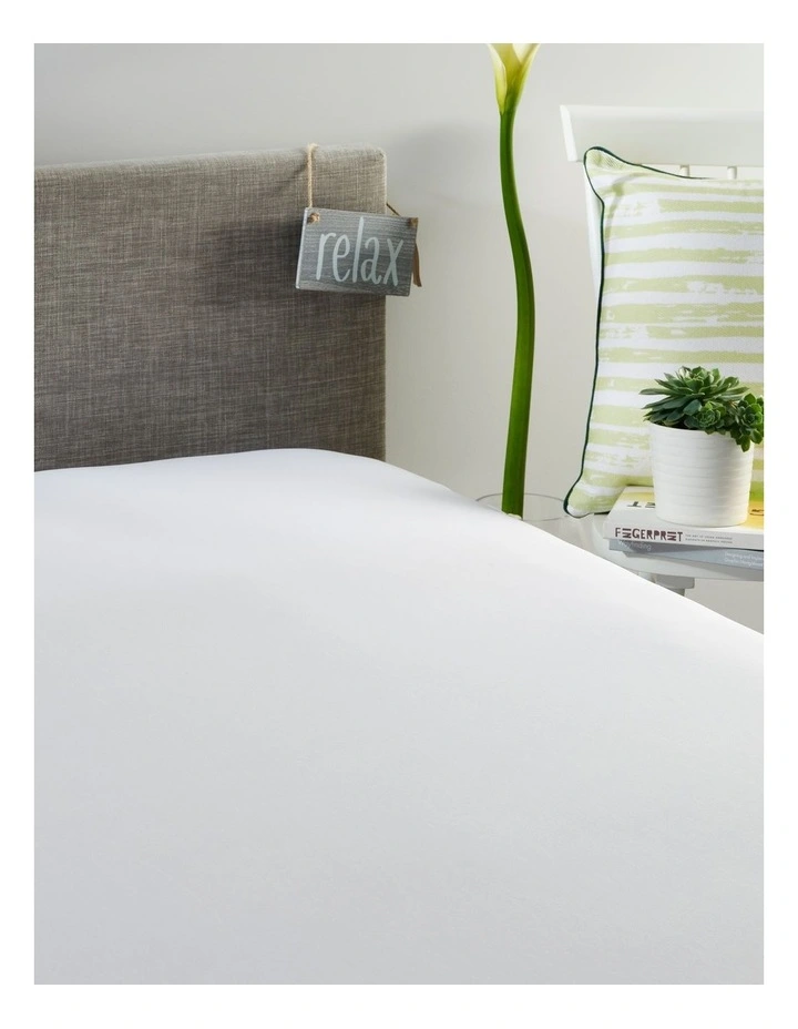 NeoFabric Waterproof Mattress Protector - Image 3
