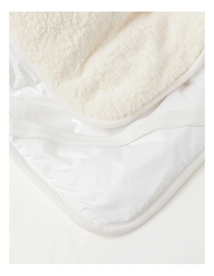 Sherpa Fleece Mattress Protector White - Image 3