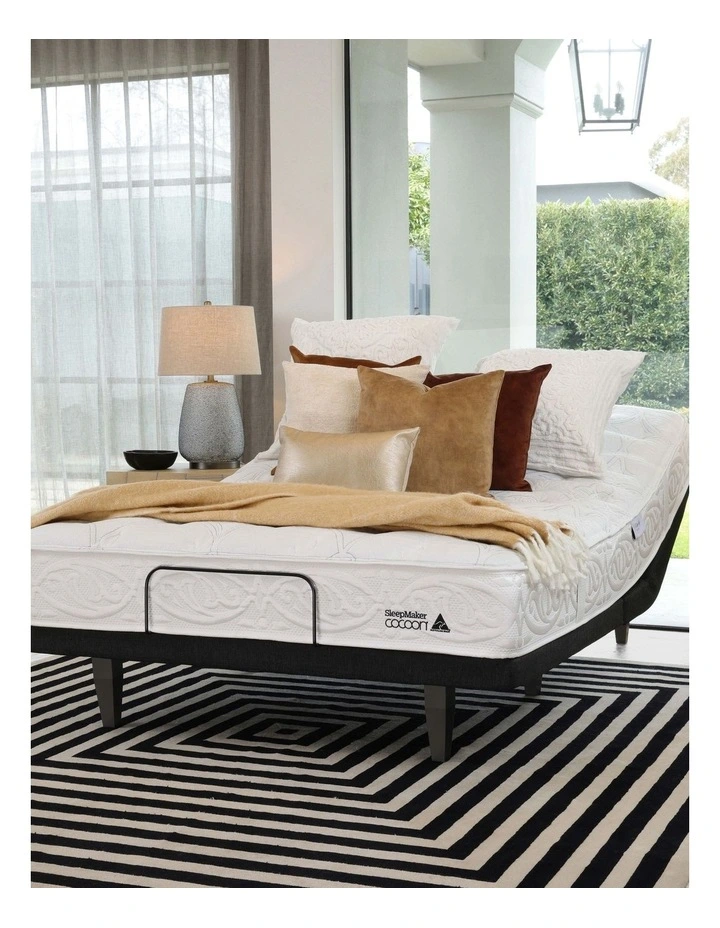 Cocoon Silver Clarity Plush 7 Mattress In White - Image 3