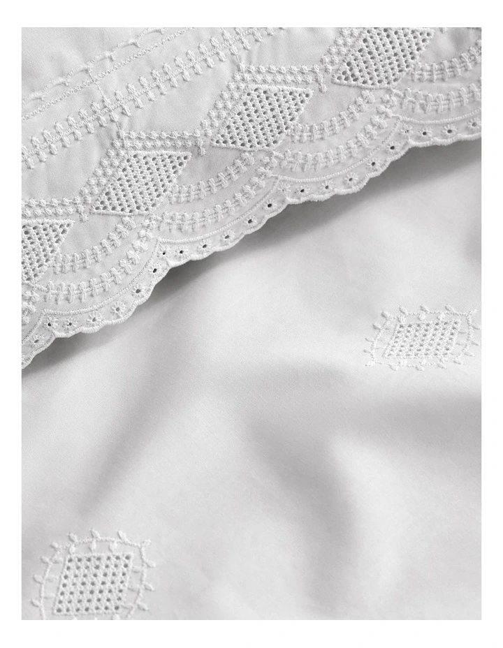 Mansfield Sheet Collection In White - Image 3