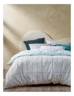 Yubi Vertical Mosaic Quilt Cover Set In White