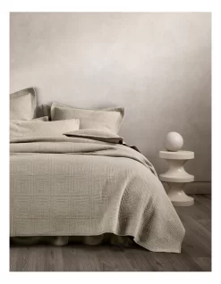 Beechwood Bedcover In Beige