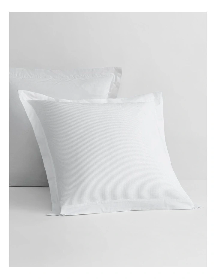 Colebrook Tailored Quilt Cover In White - Image 4