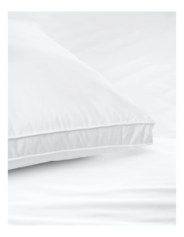 King Sized Signature Hotel Hypoallergenic Pillow 233TC - Image 4
