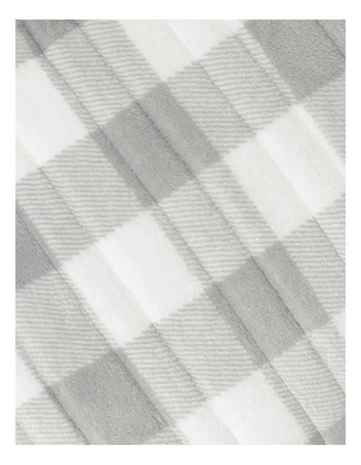 Heritage Check Heated Throw In Charcoal - Image 2