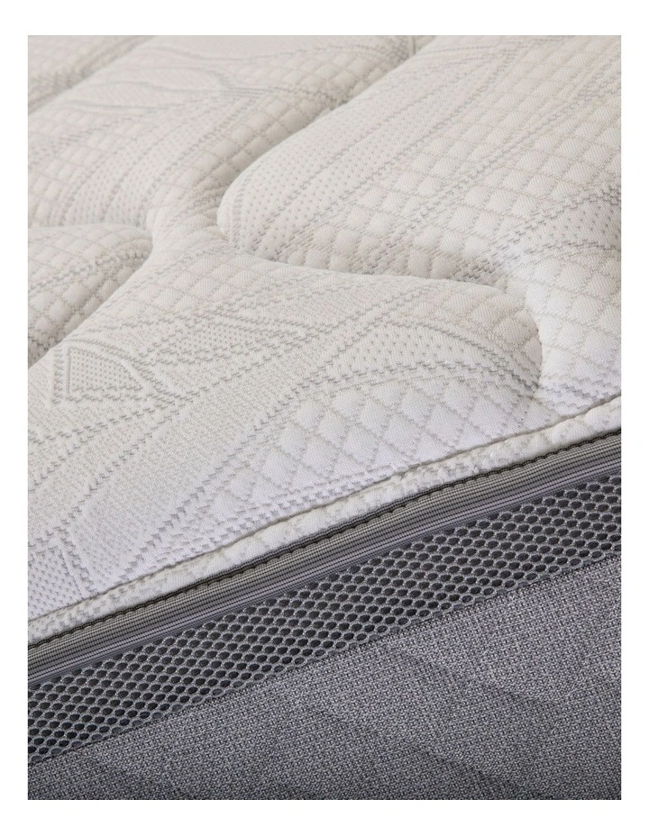 Advantage Mystique Medium Mattress In White - Image 2