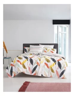ESPRIT Feuille Quilt Cover Set In Multi